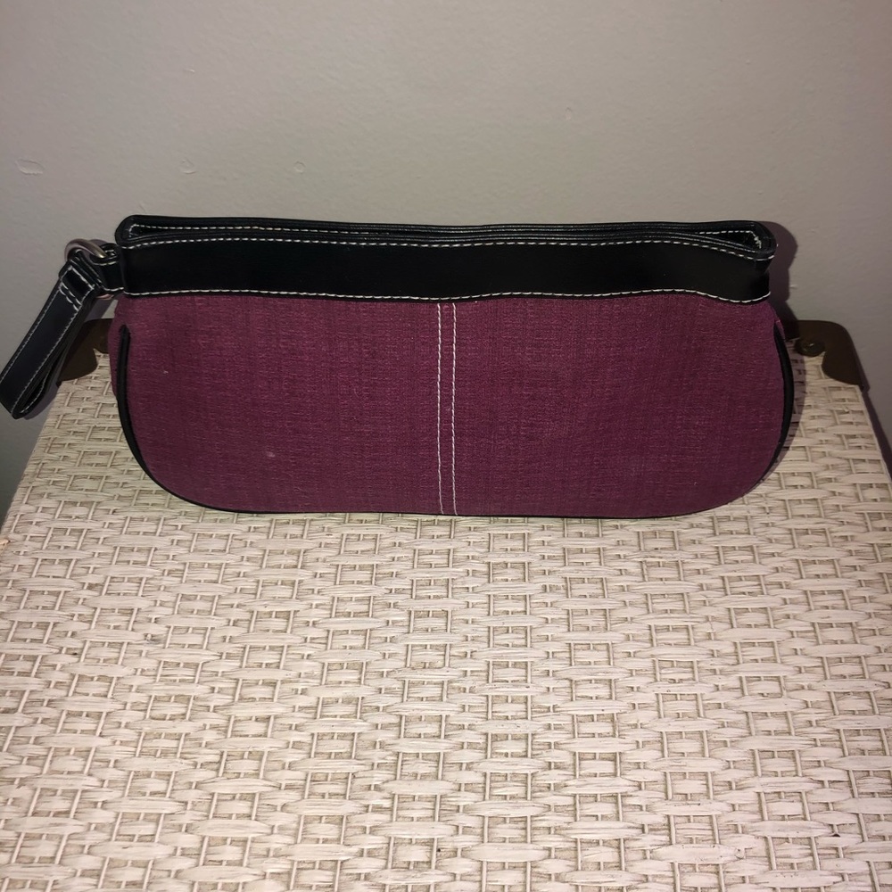 Ladies clutch/wristlet